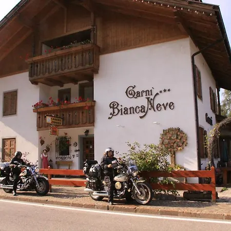Hotel Garni Biancaneve Ruffre-mendola 3*