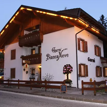Hotel Garni Biancaneve Ruffre-mendola