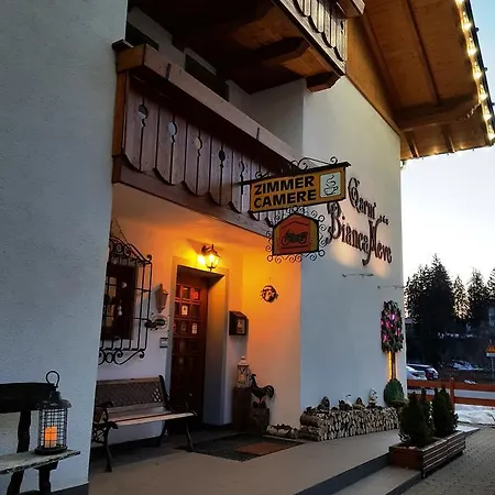 Garni Biancaneve Ruffre-mendola Hotell Mendola